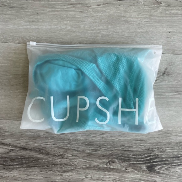 One piece bathing suit (Brand new) - Picture 4 of 4